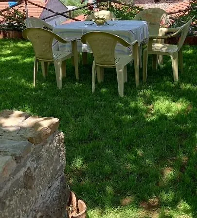 Roleo House בית הארחה *