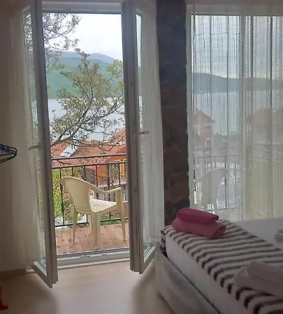 Roleo House Lini